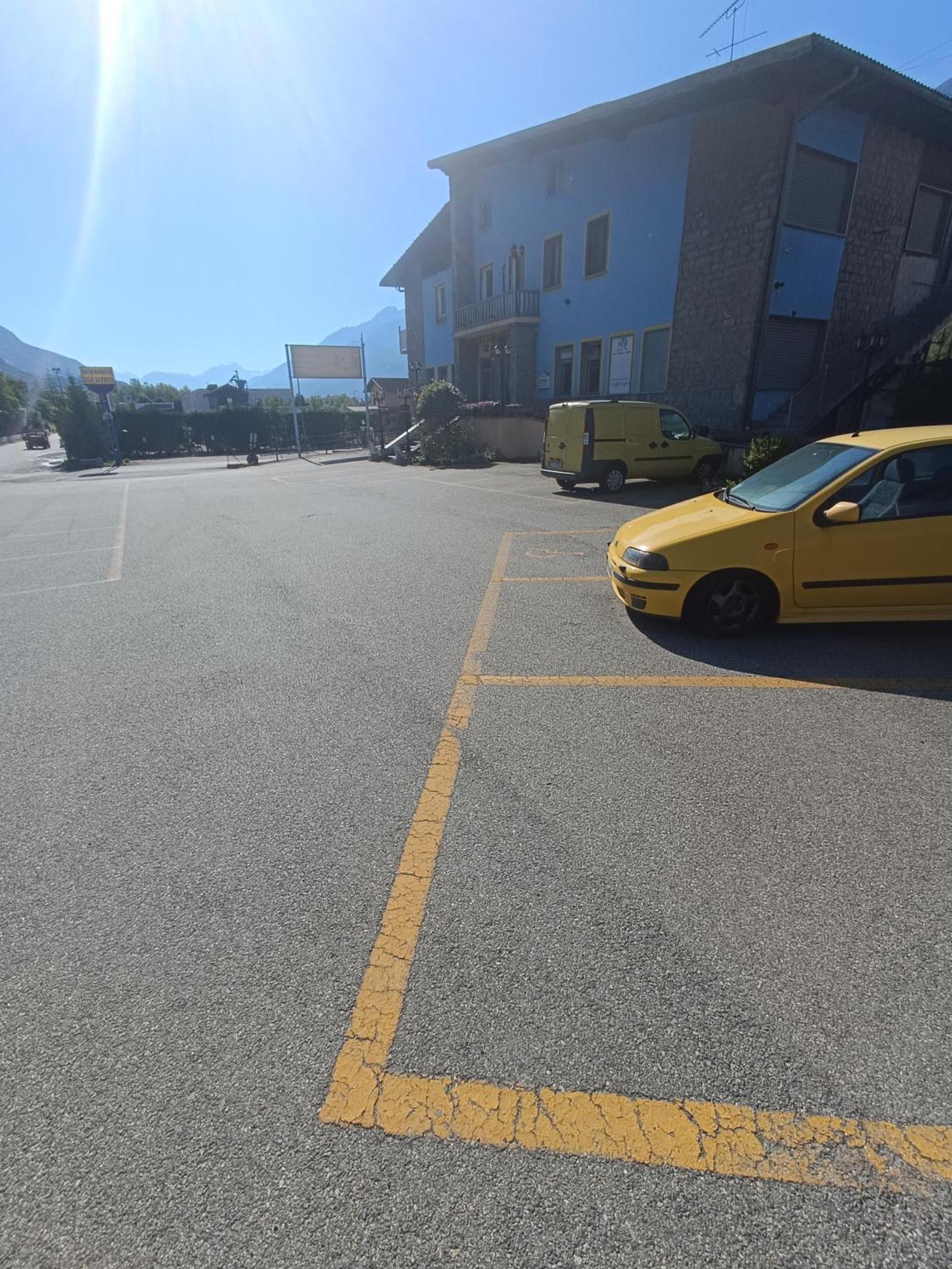 La Grolla Apartment Aosta Exterior foto